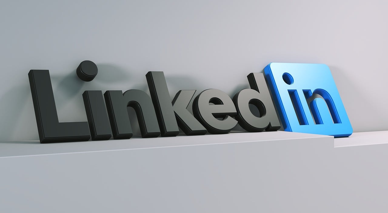 linkedin for higher education marketing.